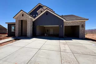 313 N 2805 W, Hurricane, UT 84737 - Photo 2