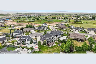 1374 W Chestnut Ct, Farmington, UT 84025 - Photo 70