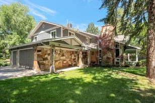 5076 S 2100 E, Holladay, UT 84117 - Photo 2