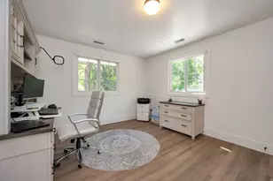 5076 S 2100 E, Holladay, UT 84117 - Photo 24