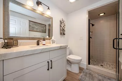 5076 S 2100 E, Holladay, UT 84117 - Photo 32
