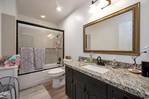 5076 S 2100 E, Holladay, UT 84117 - Photo 22