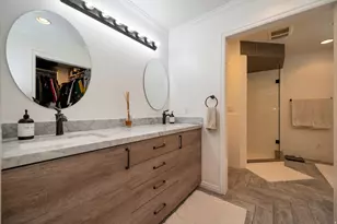 5076 S 2100 E, Holladay, UT 84117 - Photo 32