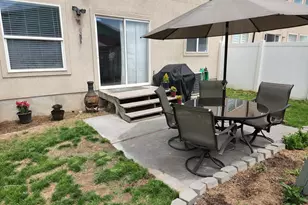 710 E Sandy Point Dr, Sandy, UT 84094 - Photo 32