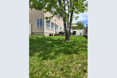 710 E Sandy Point Dr, Sandy, UT 84094 - Photo 34