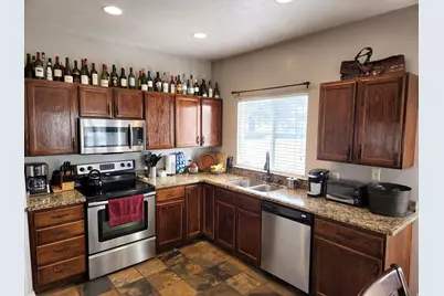 710 E Sandy Point Dr, Sandy, UT 84094 - Photo 8