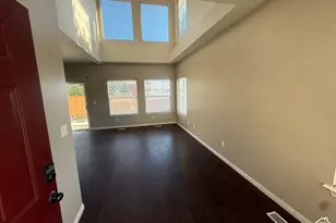 710 E Sandy Point Dr, Sandy, UT 84094 - Photo 4