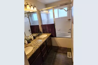 710 E Sandy Point Dr, Sandy, UT 84094 - Photo 18