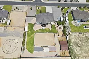 1318 E Abigail Ln, Eagle Mountain, UT 84005 - Photo 58