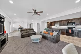 1318 E Abigail Ln, Eagle Mountain, UT 84005 - Photo 20