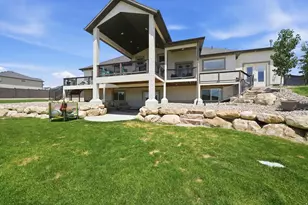 1318 E Abigail Ln, Eagle Mountain, UT 84005 - Photo 44