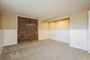 348 W 2400 S, Clearfield, UT 84015 - Photo 10