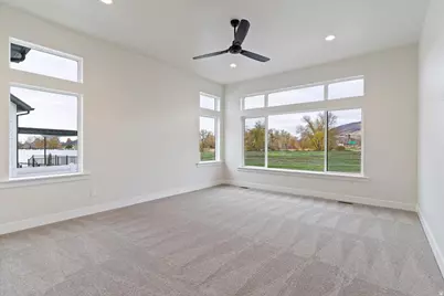 442 W Randys Ct S, Farmington, UT 84025 - Photo 22