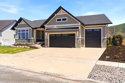 442 W Randys Ct S, Farmington, UT 84025 - Photo 2