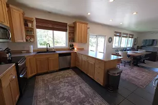 387 N Loafer Rd, Elk Ridge, UT 84651 - Photo 24