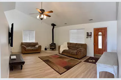 700 E 100 S, Mount Pleasant, UT 84647 - Photo 16