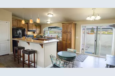 523 N 200 E #13, Loa, UT 84747 - Photo 20