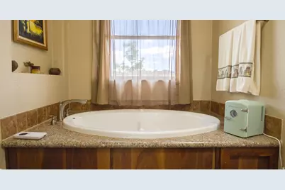 523 N 200 E #13, Loa, UT 84747 - Photo 8