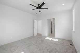 6309 W Cape Ridge Ln, West Valley, UT 84128 - Photo 12
