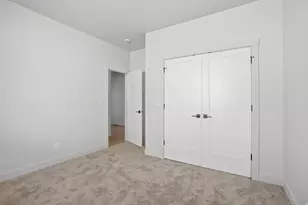 6309 W Cape Ridge Ln, West Valley, UT 84128 - Photo 16