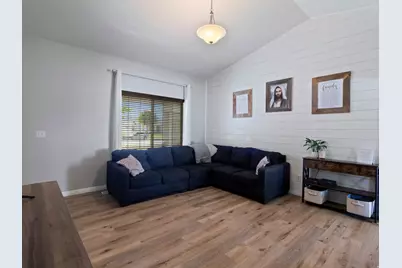 5069 S 3925 W, Roy, UT 84067 - Photo 4