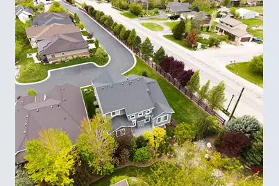 378 N Thurston Ln, Layton, UT 84040 - Photo 6