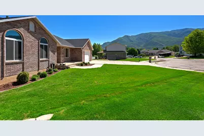 1832 E 7880 S, South Weber, UT 84405 - Photo 34