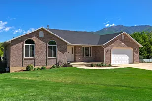 1832 E 7880 S, South Weber, UT 84405 - Photo 2