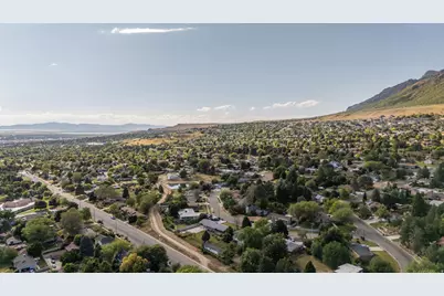 687 E 3125 N, North Ogden, UT 84414 - Photo 28