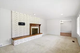 687 E 3125 N, North Ogden, UT 84414 - Photo 4
