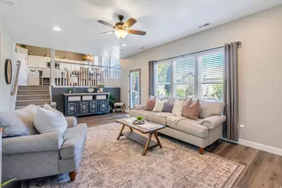 1368 W 2350 S, Woods Cross, UT 84087 - Photo 10