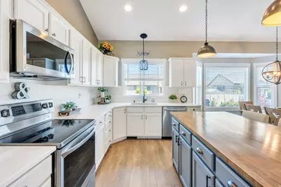 1368 W 2350 S, Woods Cross, UT 84087 - Photo 8