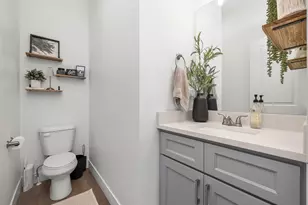 714 E Gdn Grv Dr, Eagle Mountain, UT 84005 - Photo 10