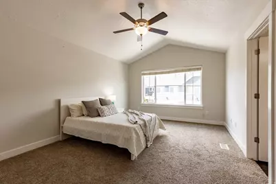 808 E Newfield Dr, Sandy, UT 84094 - Photo 10