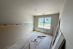 1071 N Summit View Dr, Harrisville, UT 84404 - Photo 10
