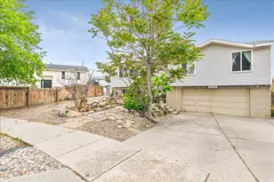 5378 W Silvertip Dr, West Valley, UT 84118 - Photo 8