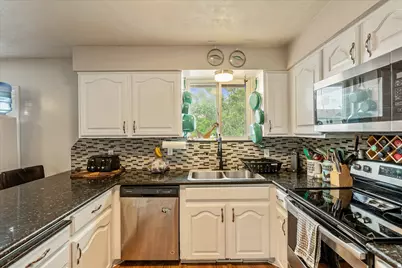 5378 W Silvertip Dr, West Valley, UT 84118 - Photo 18