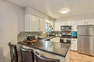 5378 W Silvertip Dr, West Valley, UT 84118 - Photo 20