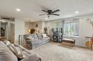 5378 W Silvertip Dr, West Valley, UT 84118 - Photo 14