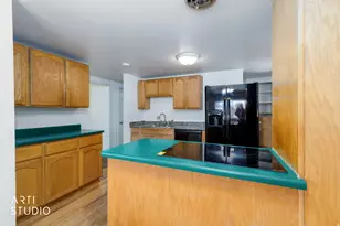 686 E 675 N, Ogden, UT 84404 - Photo 12