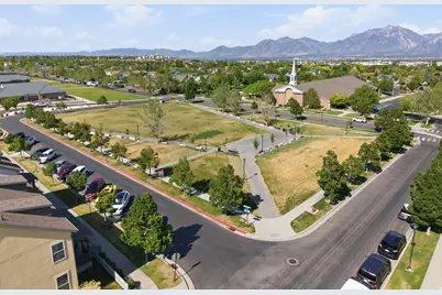 11728 S Day Stone Dr, South Jordan, UT 84009 - Photo 30