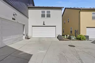 11728 S Day Stone Dr, South Jordan, UT 84009 - Photo 24
