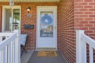 710 N Chapel Dr W, Bountiful, UT 84010 - Photo 2