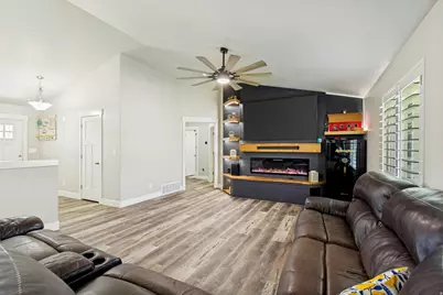 227 E 610 S, Santaquin, UT 84655 - Photo 6
