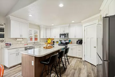 227 E 610 S, Santaquin, UT 84655 - Photo 8