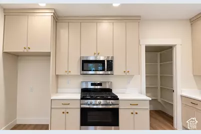763 E 800 S #16, Springville, UT 84663 - Photo 10