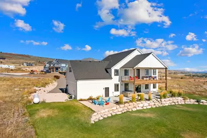 330 W Morning Star Cir, Garden City, UT 84028 - Photo 4