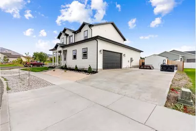 585 W 20 N, Hyrum, UT 84319 - Photo 30