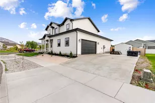 585 W 20 N, Hyrum, UT 84319 - Photo 30