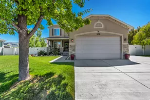 5638 Lighthouse Ln, Stansbury Park, UT 84074 - Photo 2